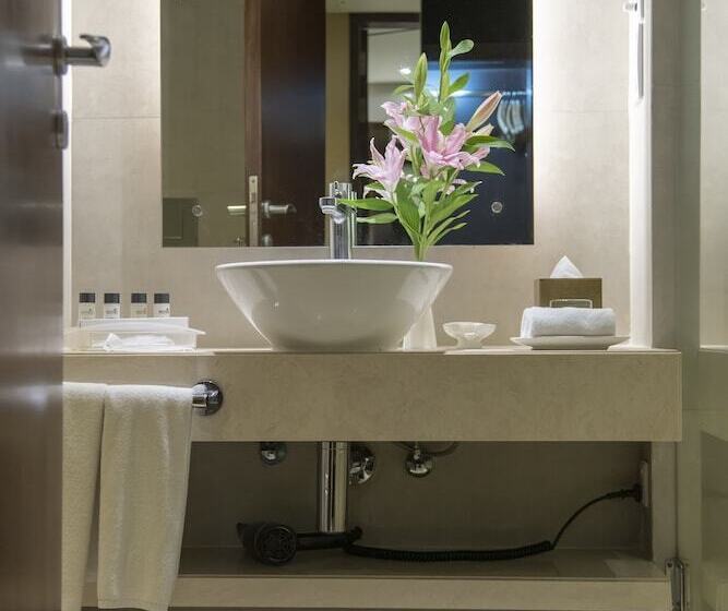 豪华房间, Ramada Plaza By Wyndham Pune Hinjewadi