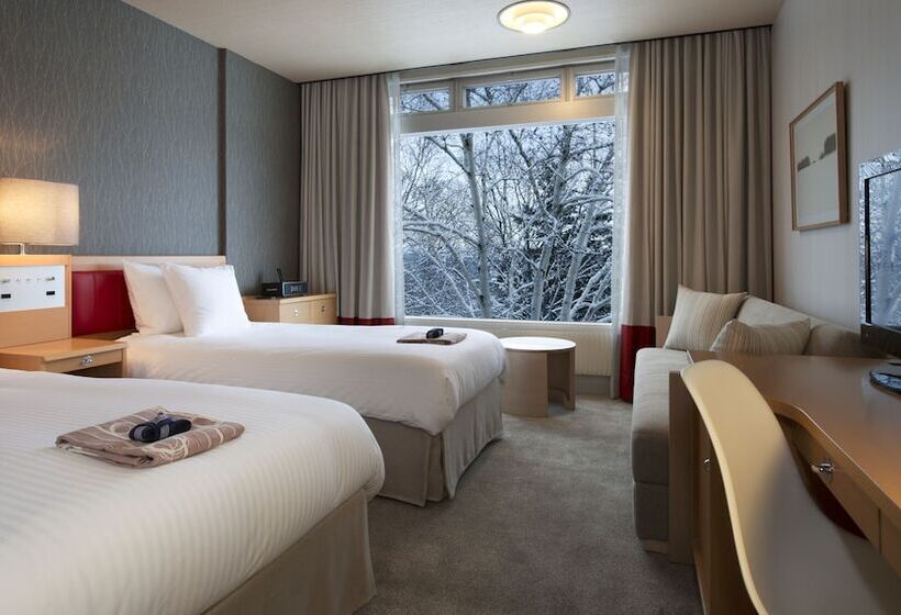 اتاق لوکس, The Green Leaf Niseko Village