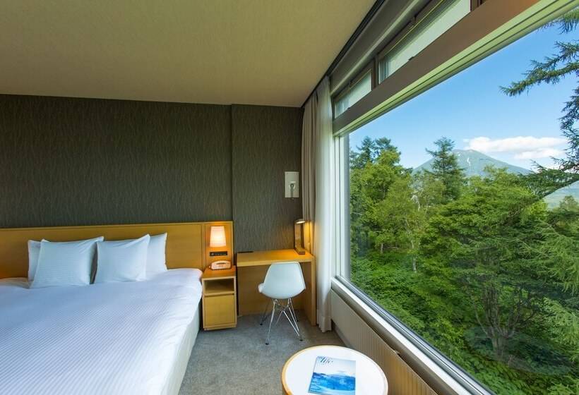 اتاق لوکس, The Green Leaf Niseko Village