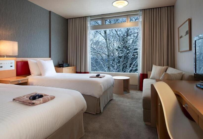 اتاق لوکس, The Green Leaf Niseko Village