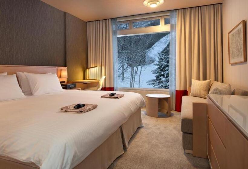 اتاق لوکس, The Green Leaf Niseko Village
