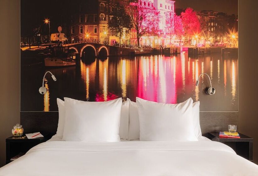 اتاق سوپریور, The Manor Amsterdam