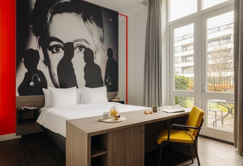 اتاق لوکس, The Manor Amsterdam