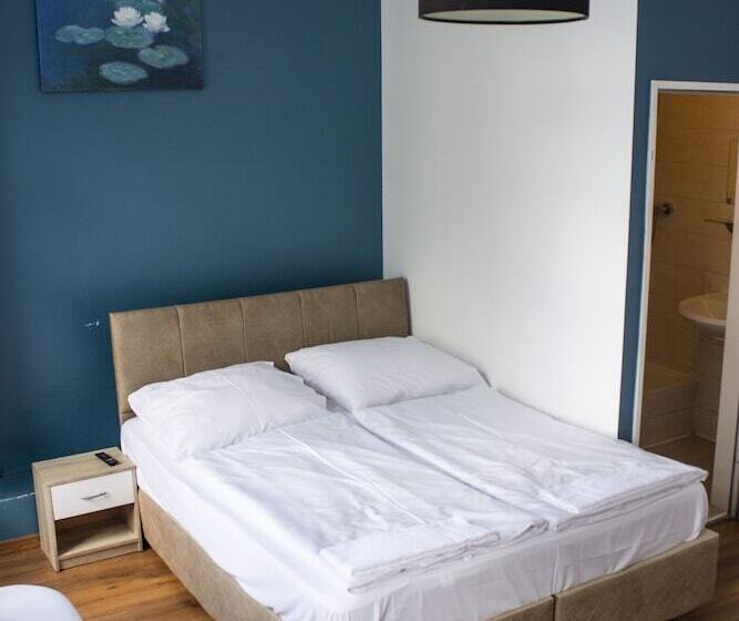 اتاق استاندارد یک نفره, Metropol Hostel Berlin