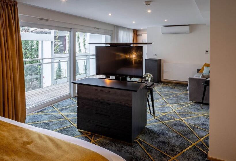 Люкс, Hôtel Garrigae Villa La Florangerie   Spa & Piscine