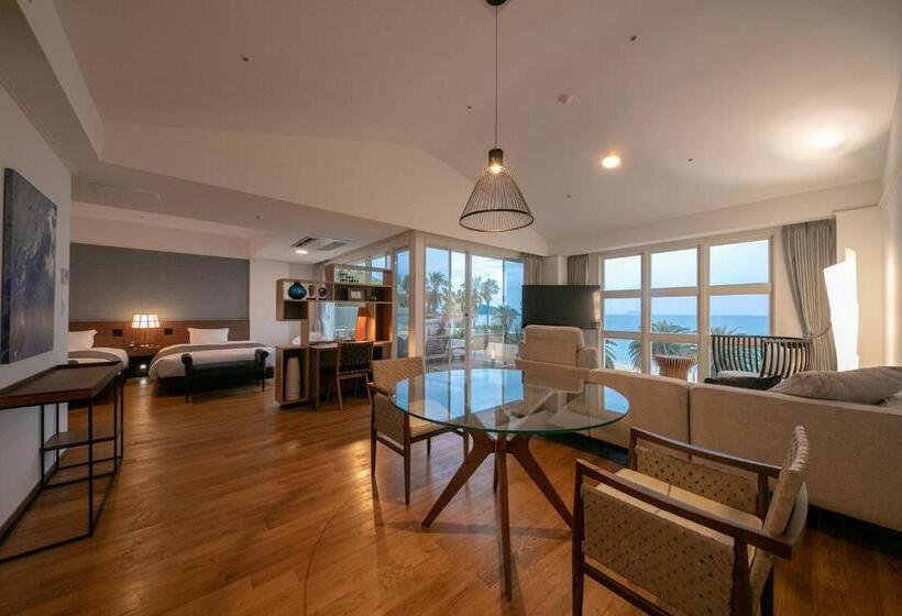 Люкс, Marissa Resort Sazanseto Suooshima