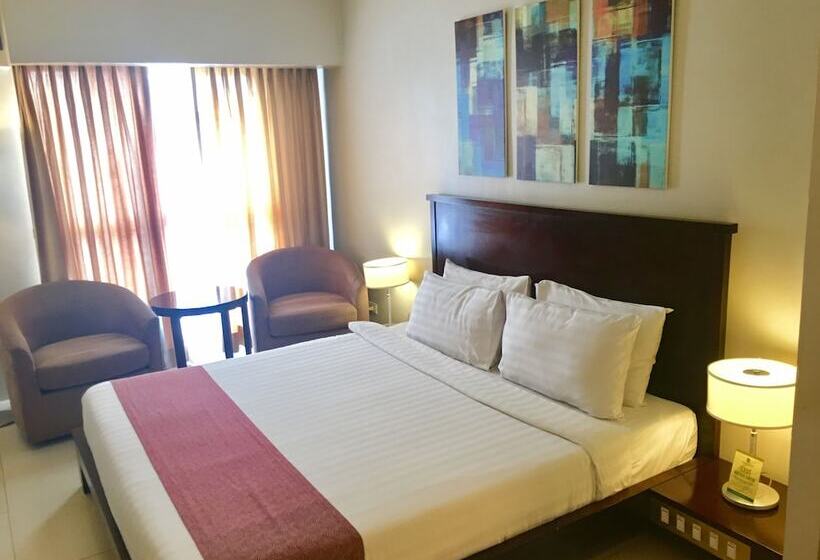 Номер Deluxe Кровать Кинг, Millenia Suites