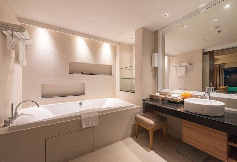Apartamento 2 Dormitórios, Summit Windmill Golf Suite Hotel At Suvarnabhumi