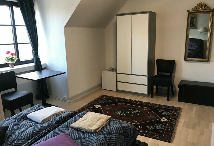 חדר סטנדרט חדר אמבטיה משותף, Pandekagehuset B&b