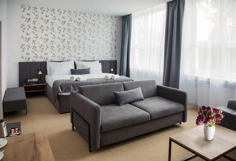 Семейный Номер, Family Resort Lučivná