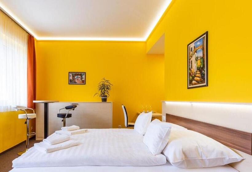 اتاق استاندارد, Hostel Mayer Superior Veszprem