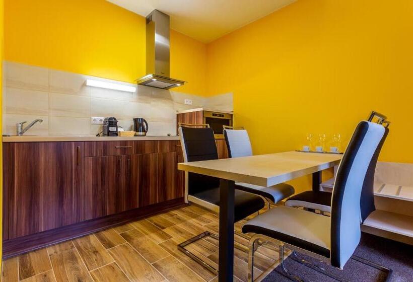 اتاق استاندارد, Hostel Mayer Superior Veszprem
