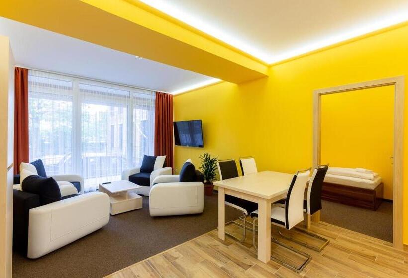 آپارتمان 2 خوابه, Hostel Mayer Superior Veszprem