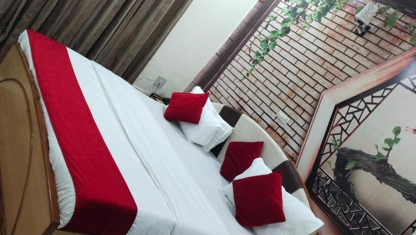 اتاق لوکس با تخت بزرگ, Empire&banquet