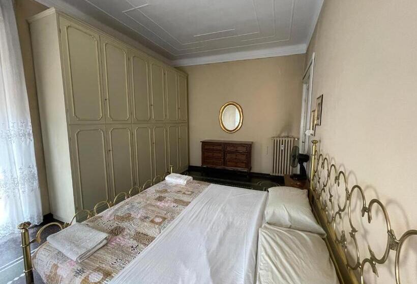 اتاق لوکس با بالکن, Gastaldis   Old Style