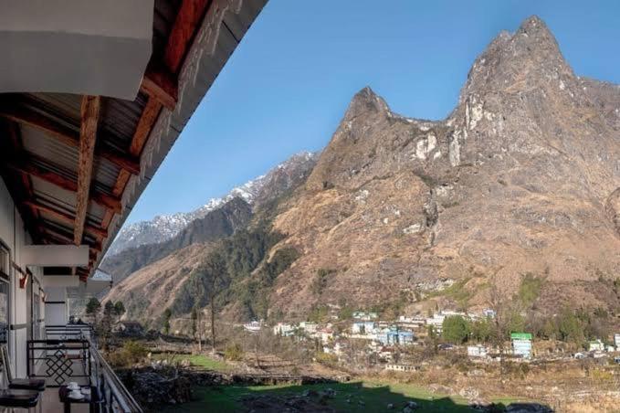 اتاق لوکس با بالکن, Keerong Cottages Lachung
