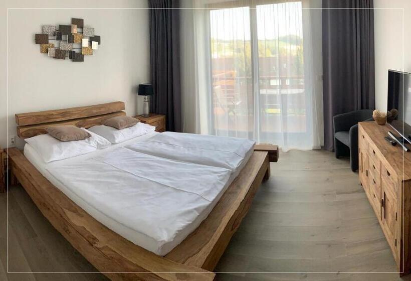Номер Стандарт с Террасой, Wellness Penzion Marta