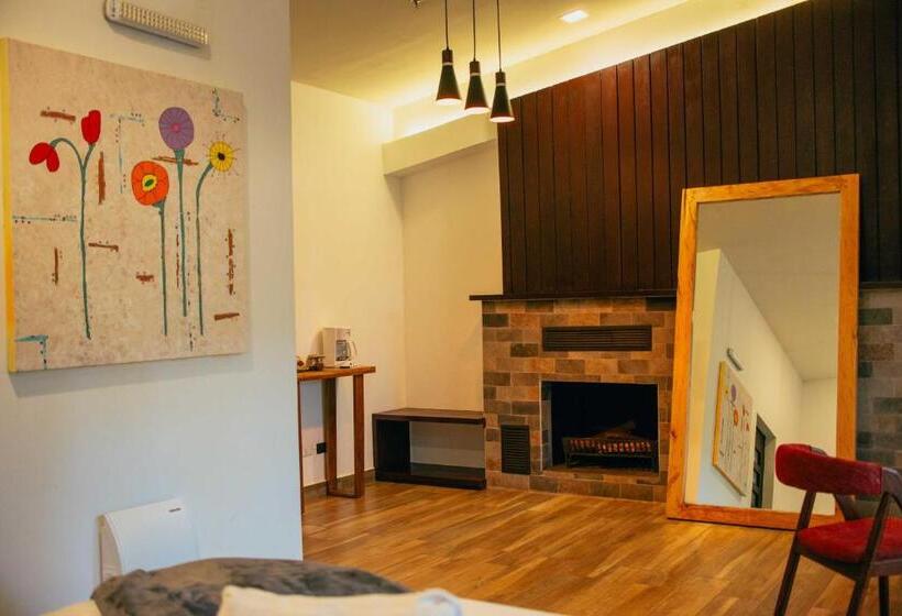 سوییت با چشم‌انداز باغ, Casa 1800 Cerro Verde