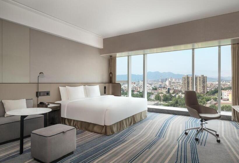 标准间, Crowne Plaza Xiamen Jimei Seaview, An Ihg Hotel Free Mini Bar