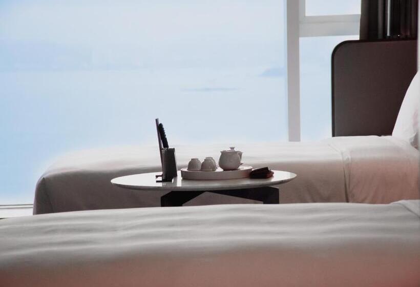 带海景的标准房, Crowne Plaza Xiamen Jimei Seaview, An Ihg Hotel Free Mini Bar