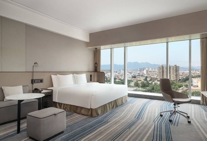 标准间, Crowne Plaza Xiamen Jimei Seaview, An Ihg Hotel Free Mini Bar