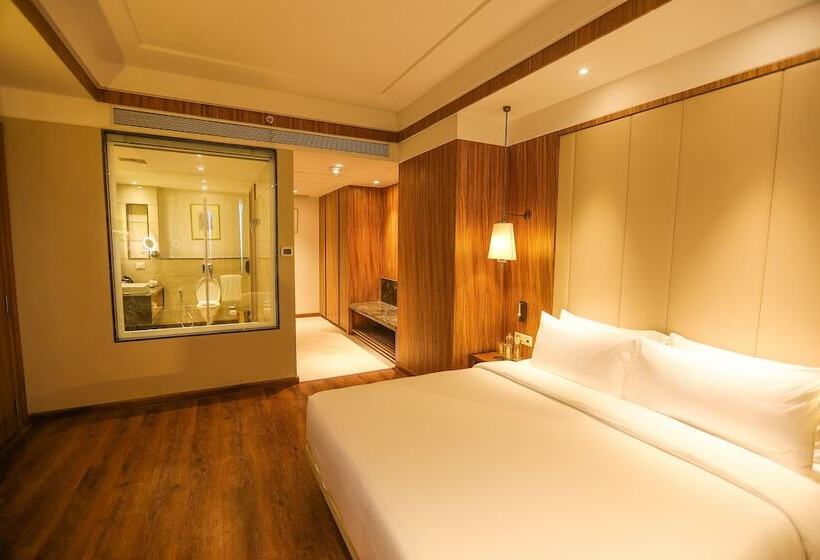 سوییت اجرایی, Radisson Bhopal