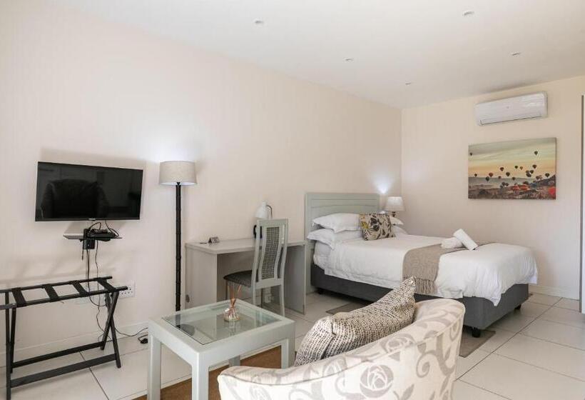 إستوديو ديلوكس, Emmarentia Guest House