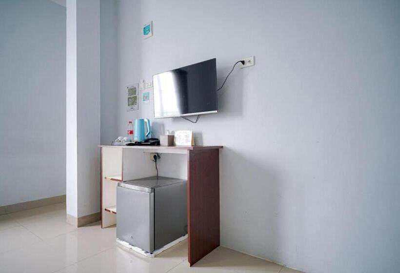 חדר אקונומי, Reddoorz Premium At Raja Hostel Syariah