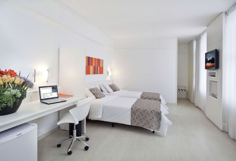 Habitació Superior, Boulevard Plaza