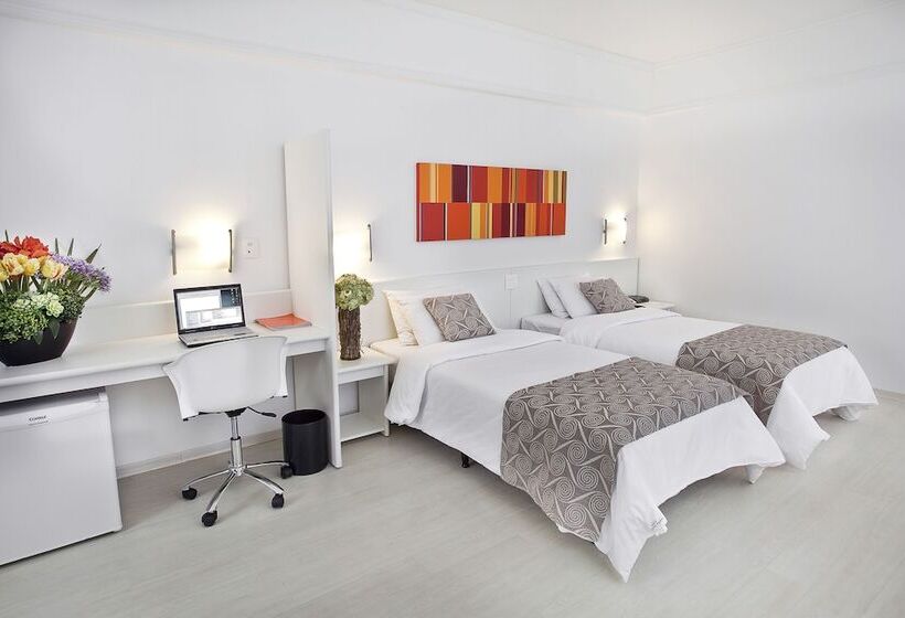 Habitació Superior, Boulevard Plaza