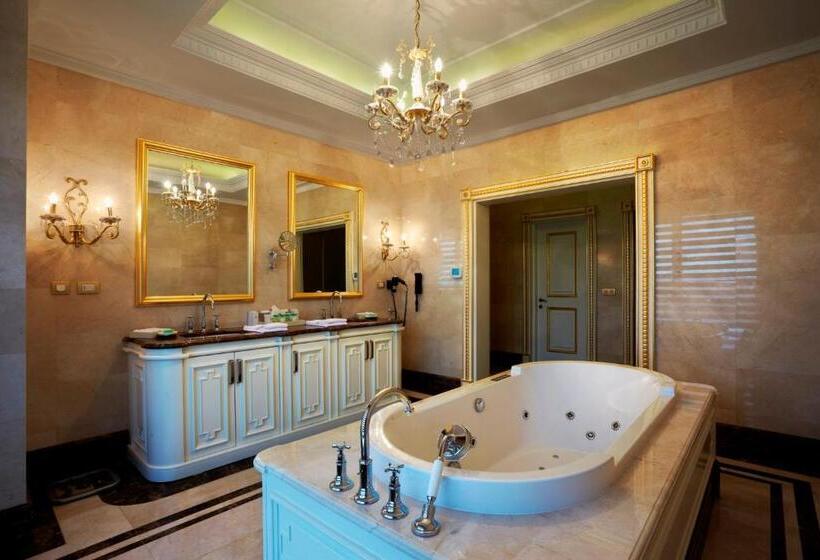 سوئیت پرزیدنت, Crowne Plaza Istanbul Asia, An Ihg