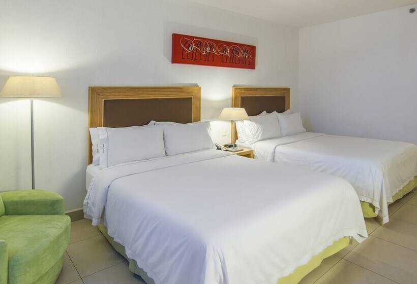 ２ダブルベッドのスタンダードルーム, Holiday Inn Express Manzanillo, An Ihg
