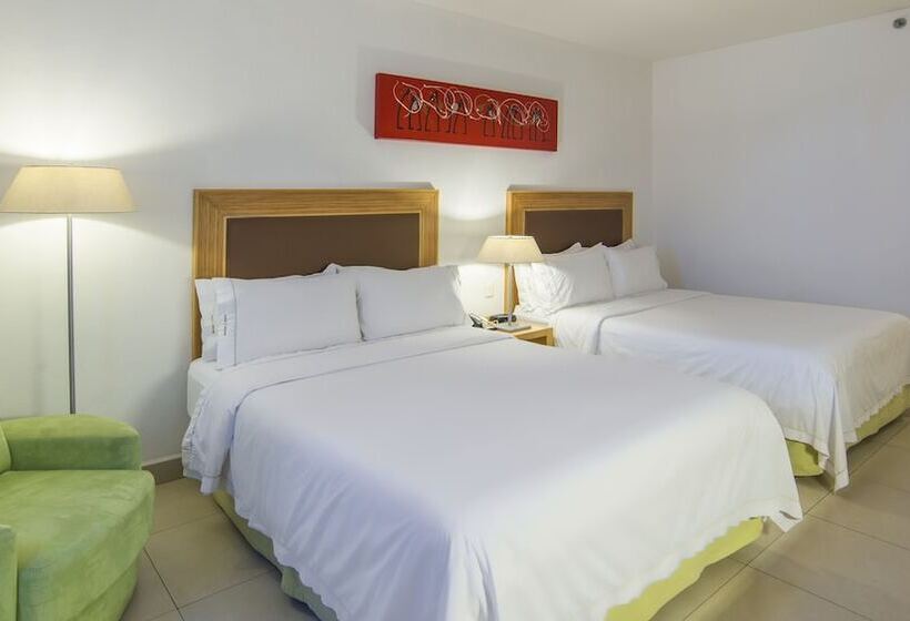 ２ダブルベッドのスタンダードルーム, Holiday Inn Express Manzanillo, An Ihg