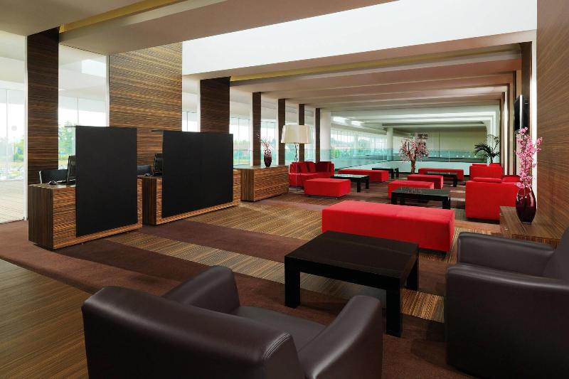 سوییت جونیور, Sheraton Milan Malpensa Airport Hotel & Conference Centre