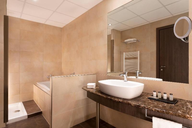 سوییت جونیور, Sheraton Milan Malpensa Airport Hotel & Conference Centre