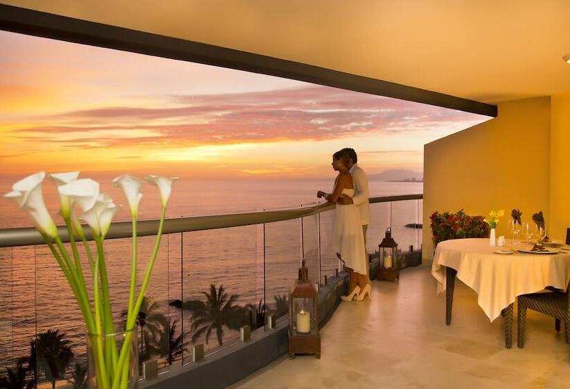 اتاق لوکس با چشم‌انداز دریا, Sunset Plaza Beach Resort Puerto Vallarta All Inclusive