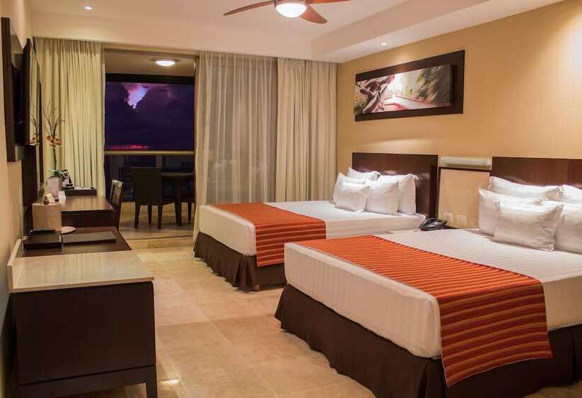 اتاق لوکس با چشم‌انداز دریا, Sunset Plaza Beach Resort Puerto Vallarta All Inclusive
