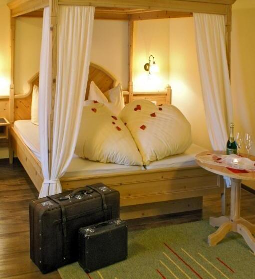 Номер Стандарт Трехместный, Landgasthof Hubertus   Braugasthof Und Wellnesshotel Im Allgäu