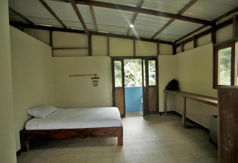 공동 객실, Choibana Ecolodge