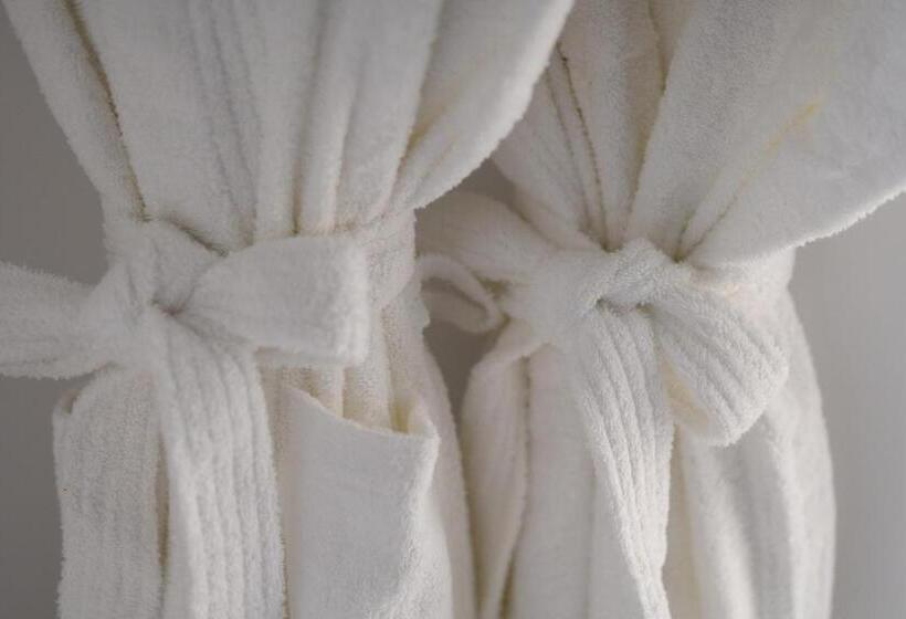 Люкс Сеньор, Maison Des Lys  Luxury Suites