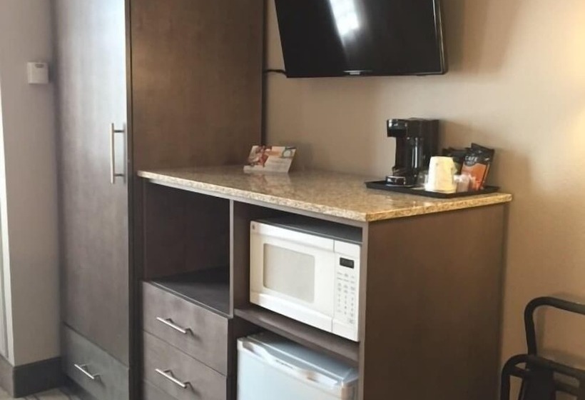 Люкс, Quality Inn
