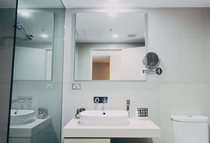 اتاق سوپریور, Novotel Newcastle Beach
