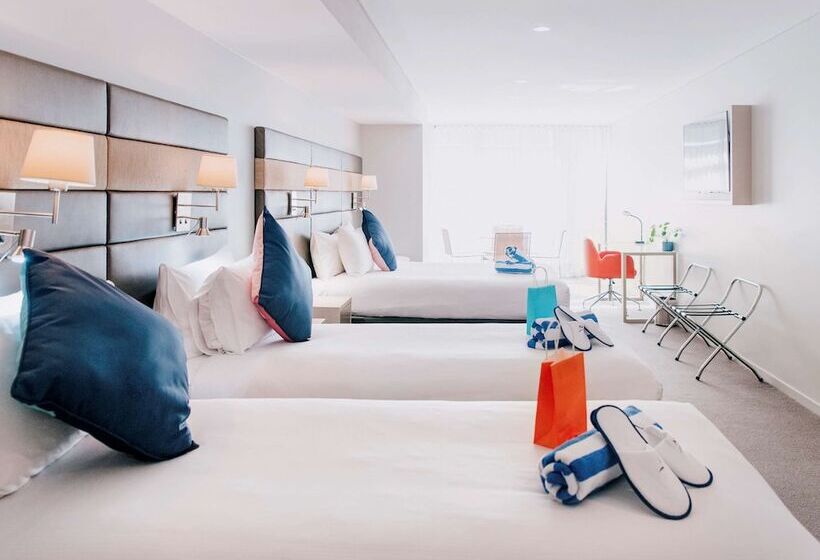 اتاق سوپریور خانوادگی, Novotel Newcastle Beach