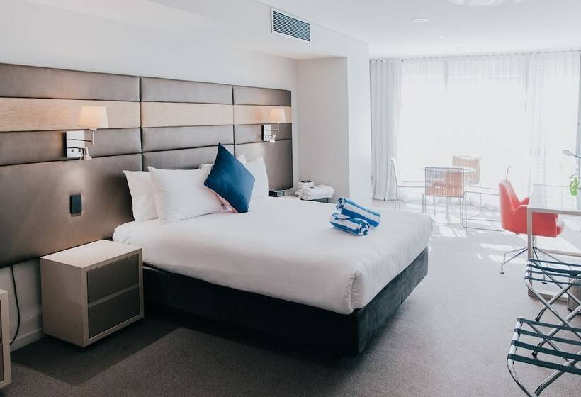اتاق سوپریور خانوادگی, Novotel Newcastle Beach
