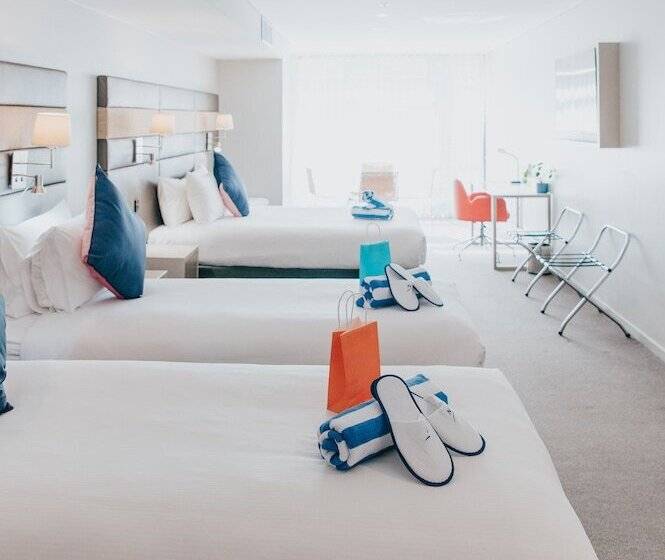 اتاق سوپریور خانوادگی, Novotel Newcastle Beach