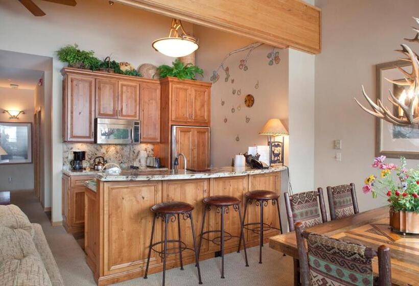 Вилла Premium 2 Спальни, Villas At Snowmass Club