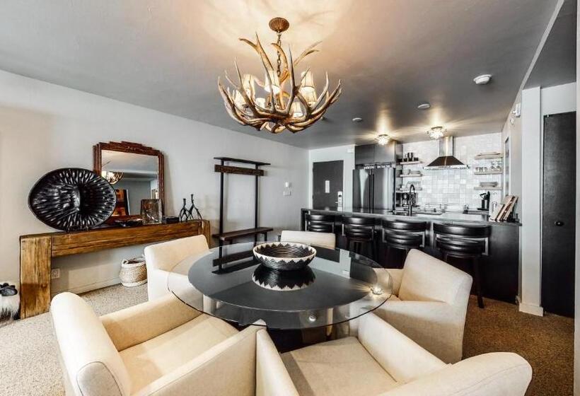 ویلا پریمیوم 1 خوابه, Villas At Snowmass Club