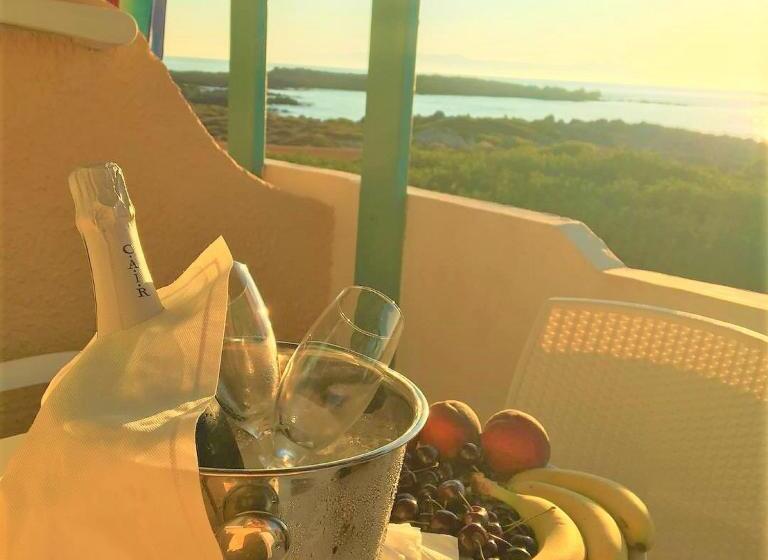 Студия Стандарт, Zorbas Beach Village