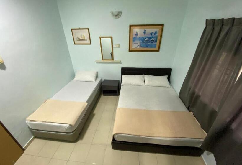 اتاق استاندارد سه نفره, Permai