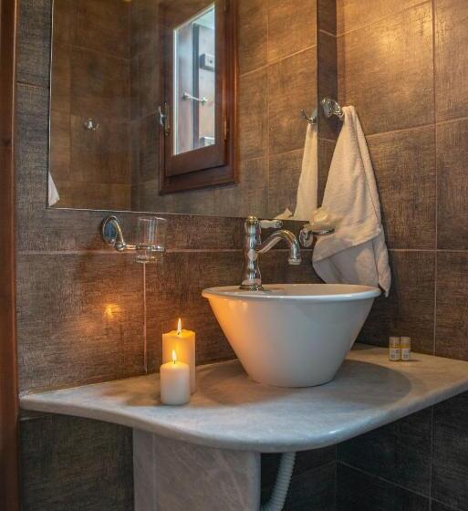 Standaard Maisonette met 1 Slaapkamer, Symmetron Suites
